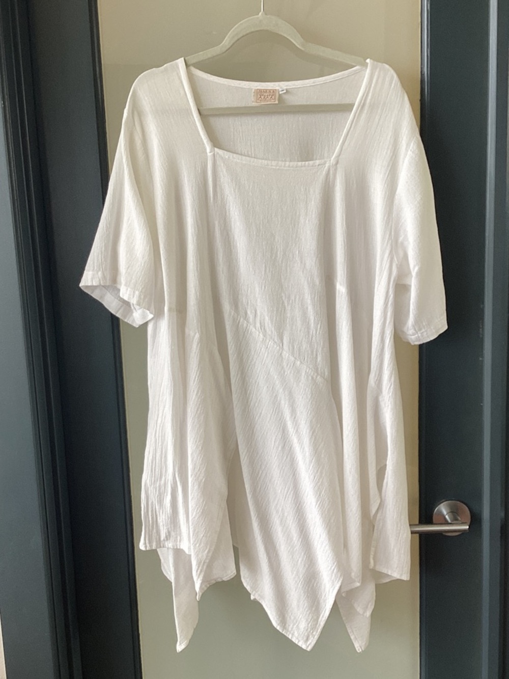 Tunic top elbow sleeve large